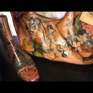 Leather painted vintage bag and boots